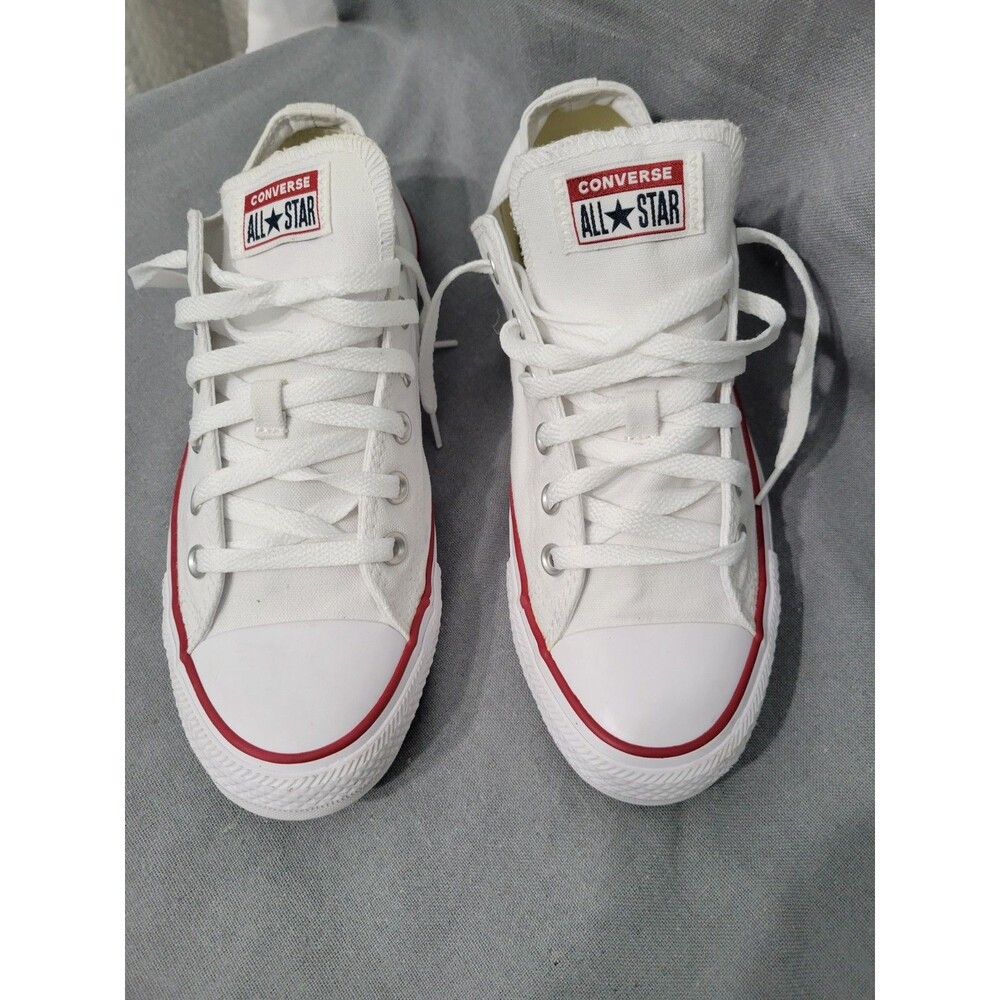 Converse All Star Chuck Taylor White Sneakers Low Top Men’s 8/Women’s 10 Shoes